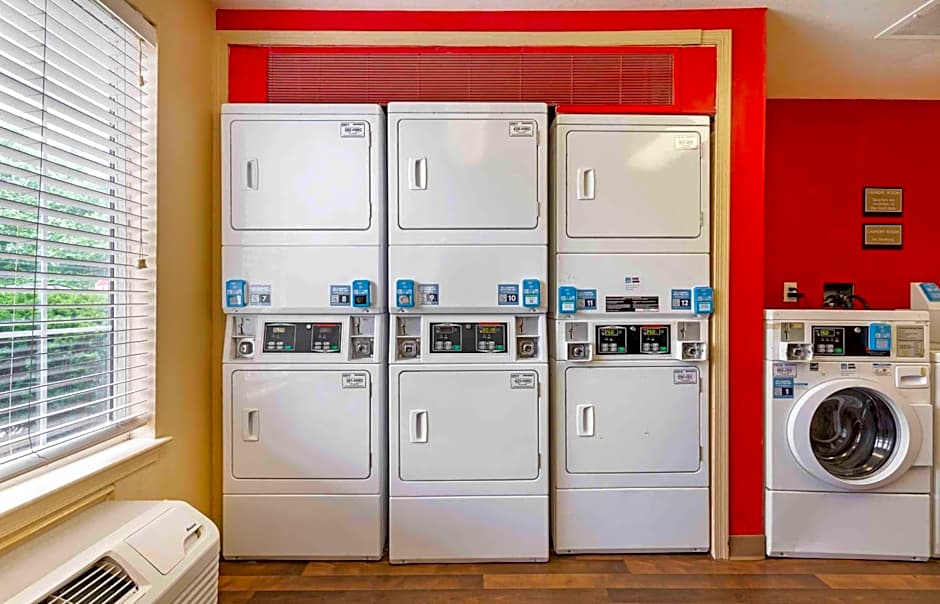 Extended Stay America Select Suites - Baltimore - BWI Airport - International Dr.