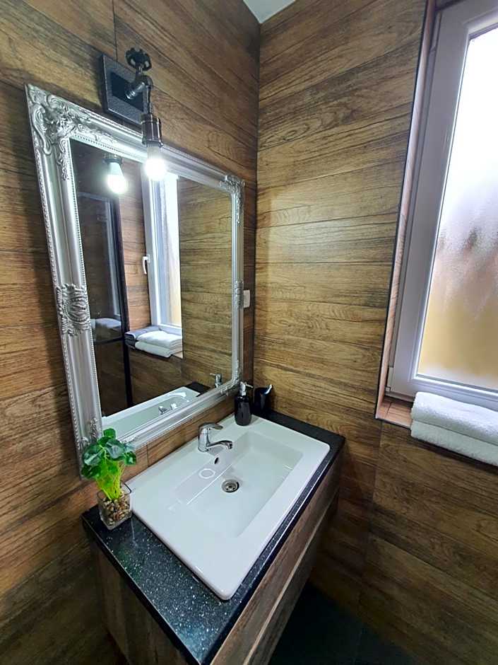 ApartHotel Dominic Residence