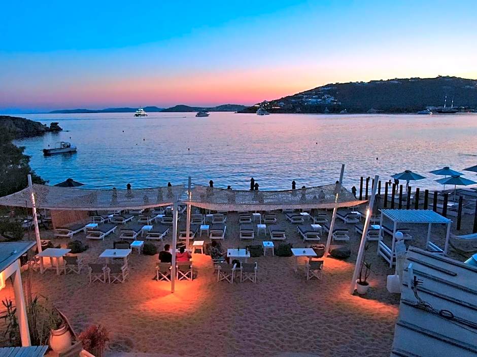 Agia Anna Beachfront Boutique