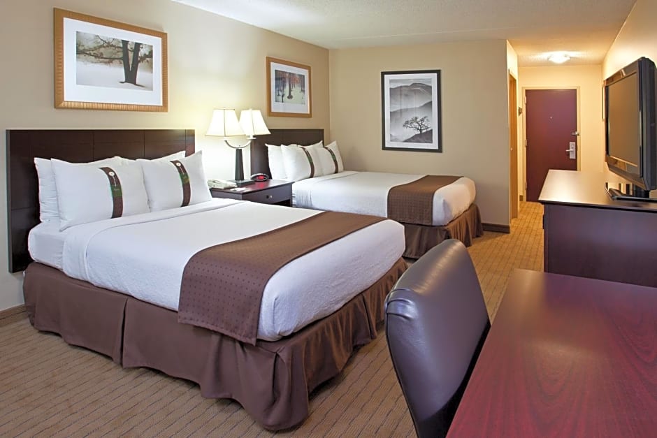 Holiday Inn Canton-Belden Village