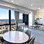 Meriton Suites Adelaide Street, Brisbane