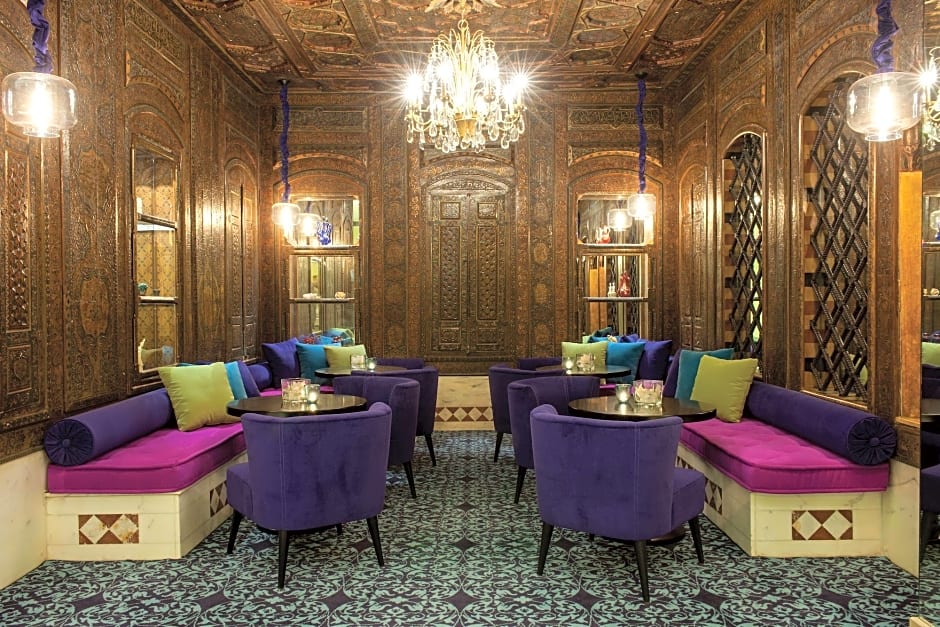 Le Bristol Hotel