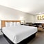 Holiday Inn Express And Suites George Quincy South