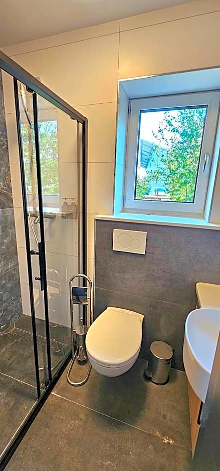 Hira Boarding Aparthotel