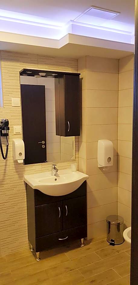 Central Panzió Gyula