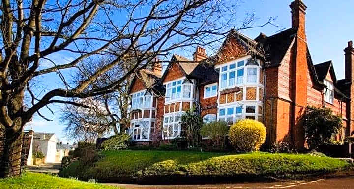 Tree Hotel at Iffley