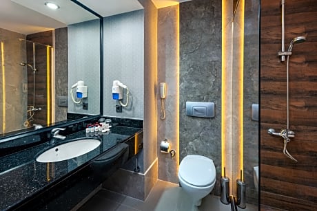 DOUBLE SIDE SEA VIEW