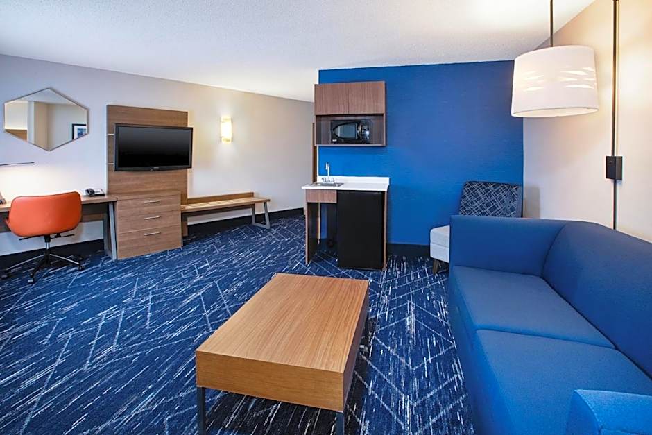 Holiday Inn Express Hotel & Suites Auburn Hills by IHG