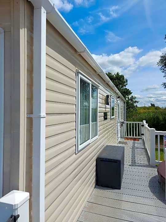 53A kingfisher court tattershall lakes luxury hot tub holidays