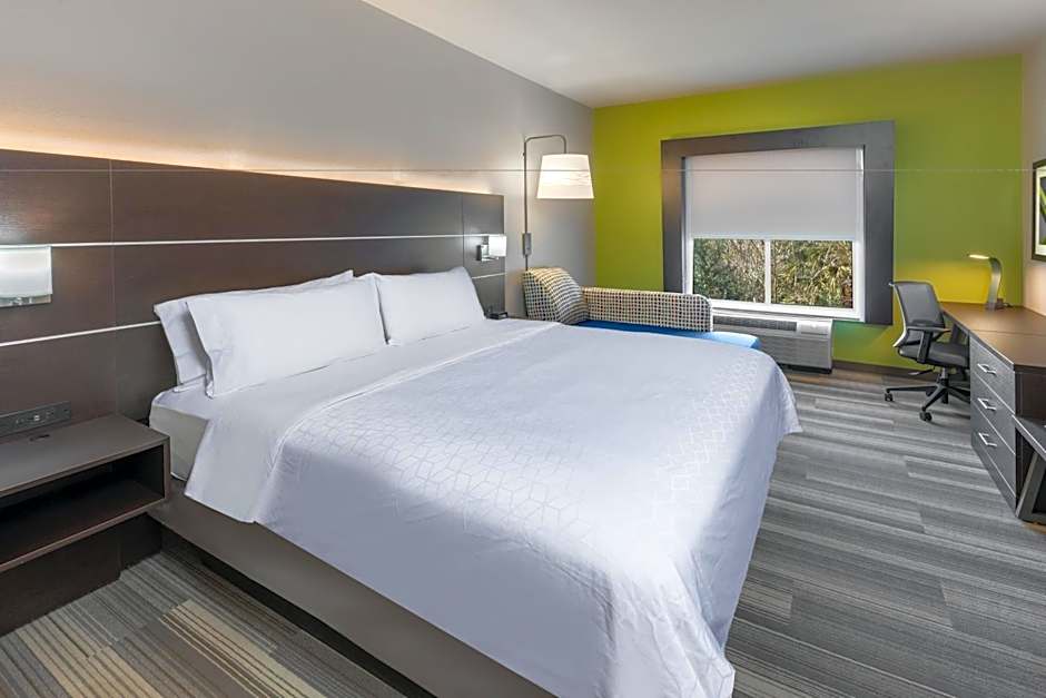 Holiday Inn Express Hotel & Suites Picayune By IHG
