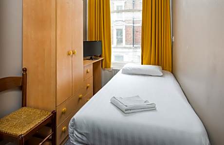 Standard Single Room with Shared Bathroom