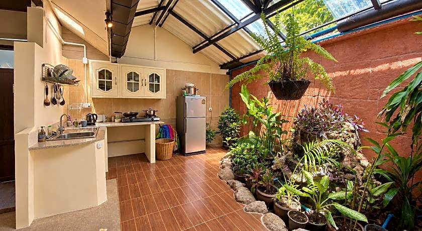 Shanti Lodge