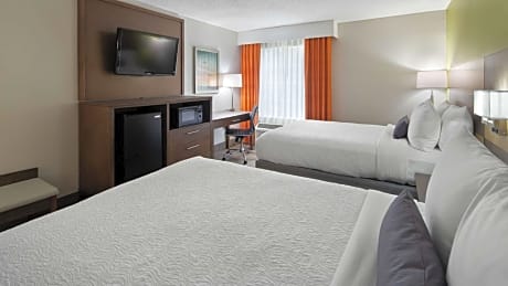 2 Queen Beds  Non-Smoking, Pet Friendly Room, Desk, Microwave And Refrigerator, Wi-Fi, Full Breakfast