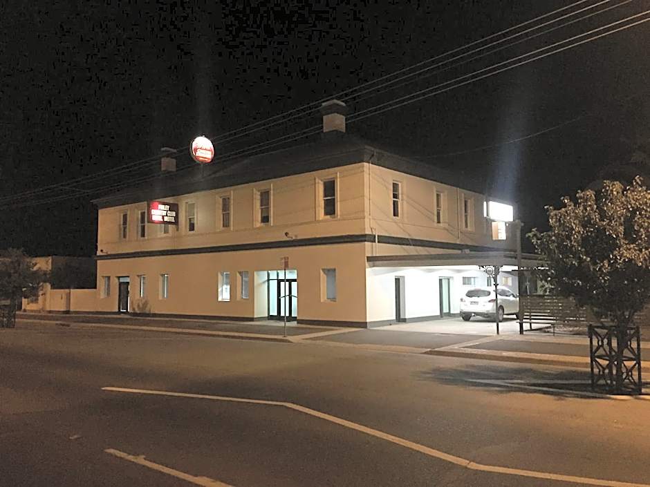 Finley Country Club Hotel Motel