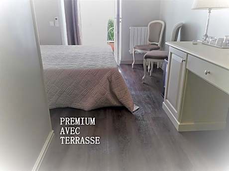 Deluxe Double Room with Terrace