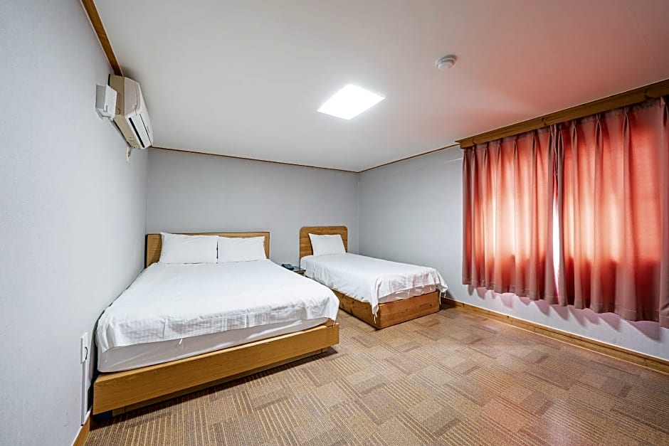 Hotel G