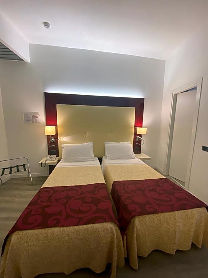 Green Park Hotel