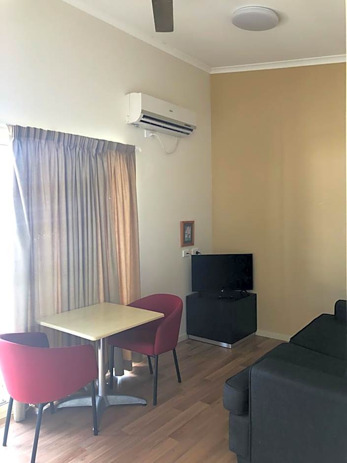 Australian Motor Home Tourist Park Twelve Mile Creek