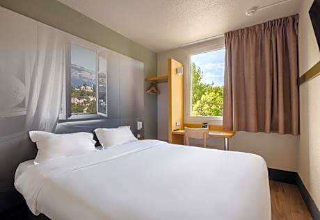 B&B Hôtel Antibes Sophia Antipolis