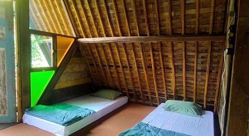 Omah Hanoman Turu By Kebun Hanoman