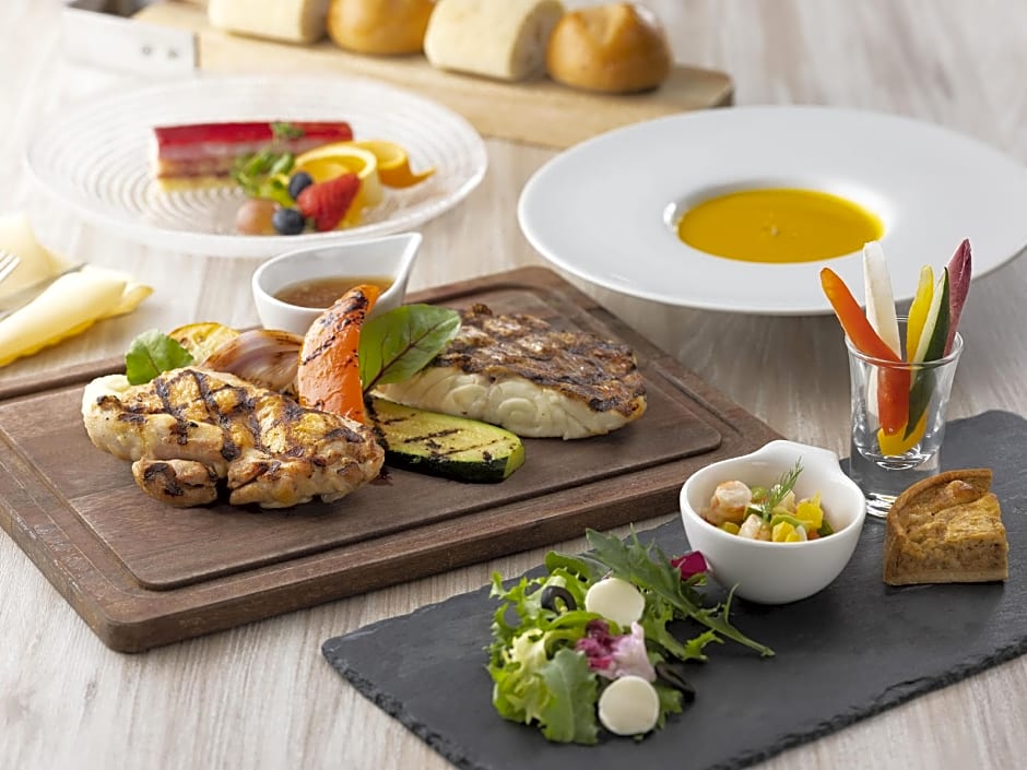 Courtyard by Marriott Shin-Osaka Station