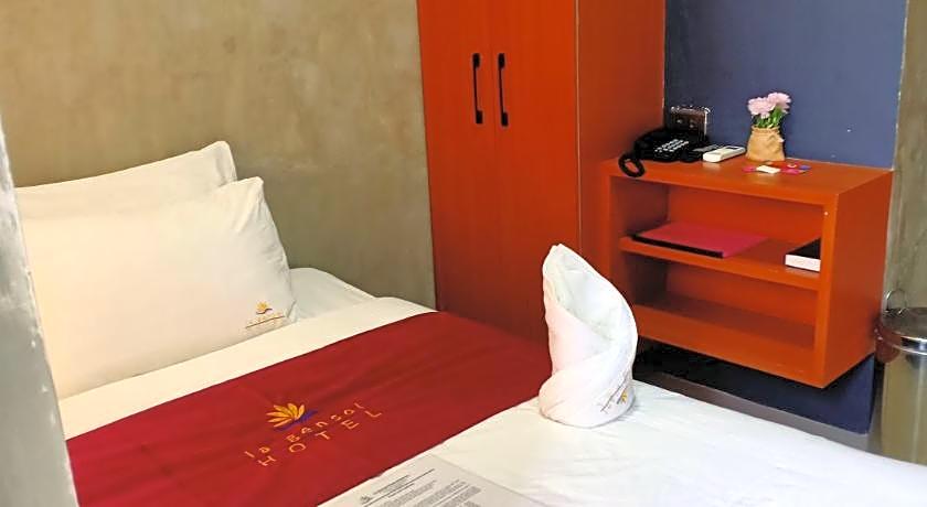 La Gensol Plaza Hotel
