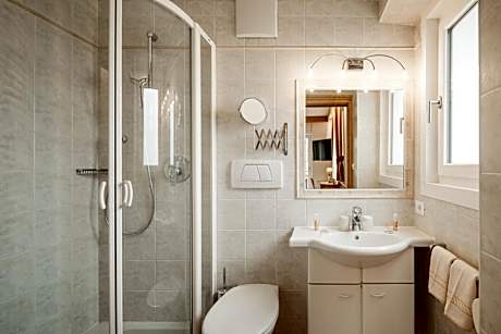 Superior Double Room with Balcony
