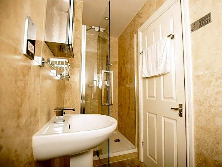 Bridge Hotel Brandon