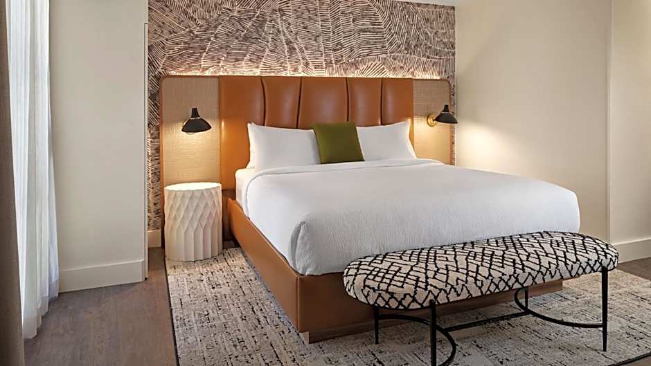 Burton House, Beverly Hills, A Tribute Portfolio Hotel