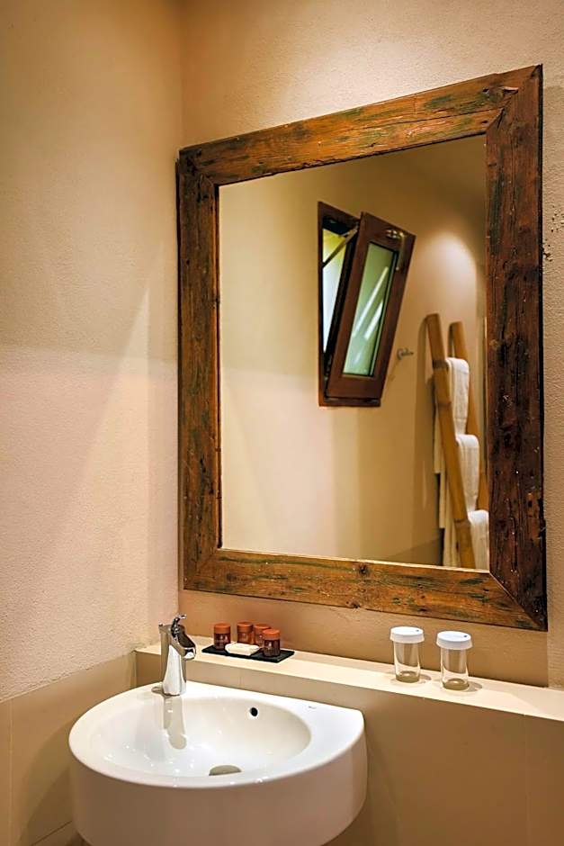 Chillout Hotel Tres Mares