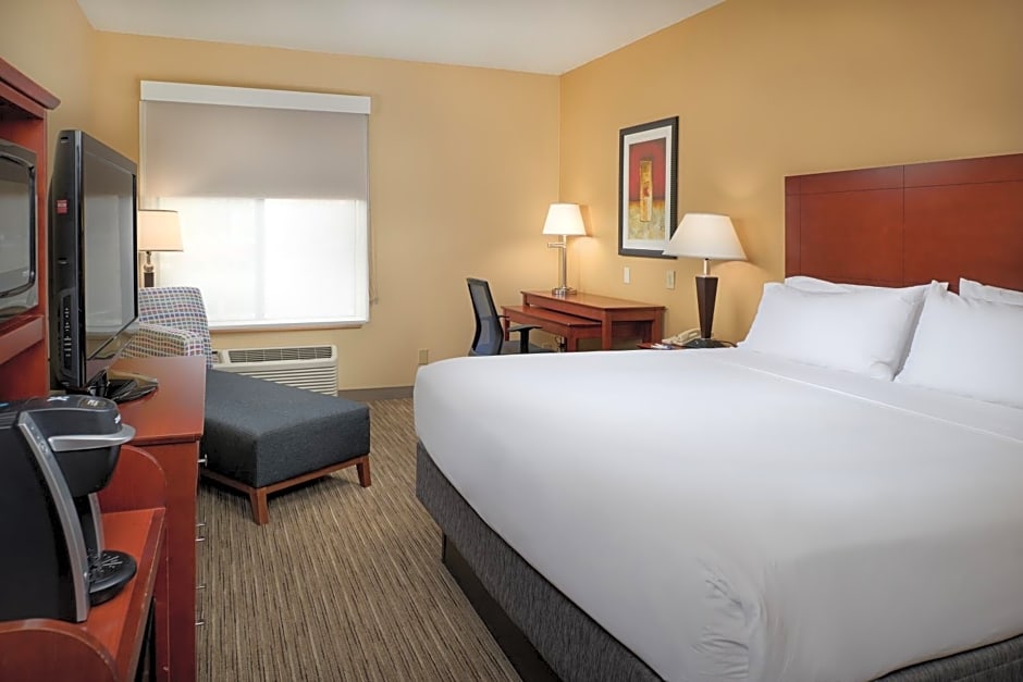 Holiday Inn Express Hotel & Suites Anniston/Oxford, an IHG Hotel
