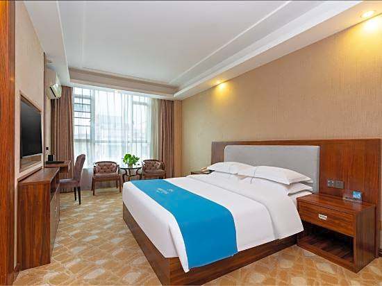 Helong Hotel (Baiyun Branch, Nanfang Hospital)