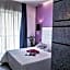 Hotel In - Lounge Room