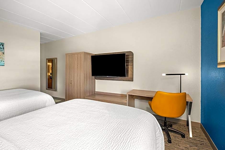 Holiday Inn Express Boston North-Woburn By IHG