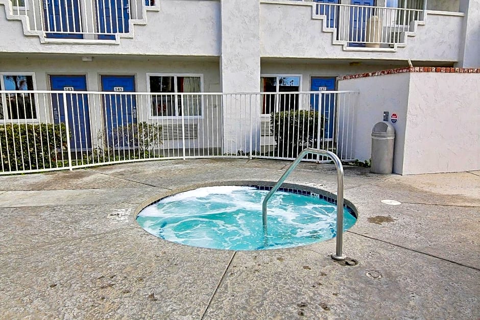 Motel 6 Ventura South