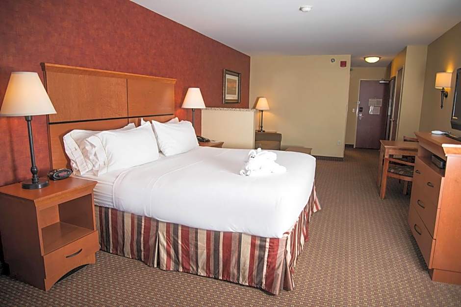 Holiday Inn Express Hotel & Suites Loveland By IHG