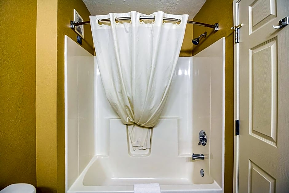 MainStay Suites Fargo - I-94 Medical Center