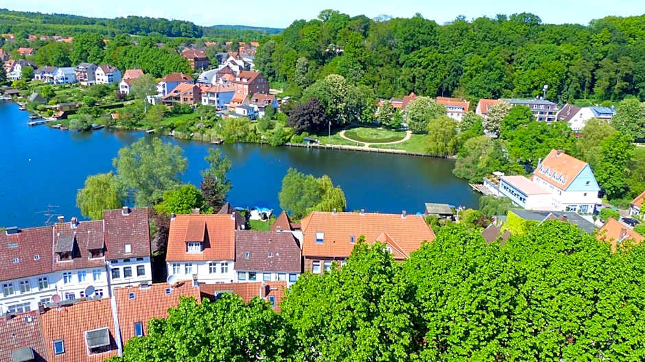 Restaurant und Hotel Zum Weissen Ross