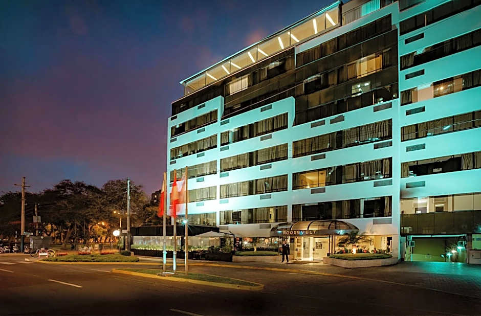 Roosevelt Hotel & Suites