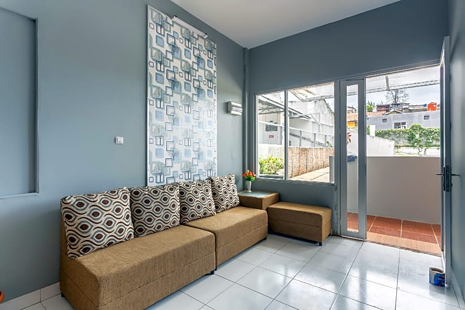 Super OYO Collection O 3130 D'Valley View