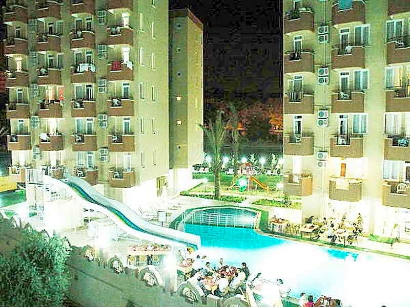 Lara Hadrianus Hotel