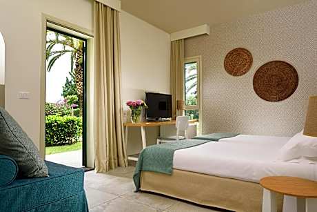 Classic Double Villa (2 Adults + 1 Child)