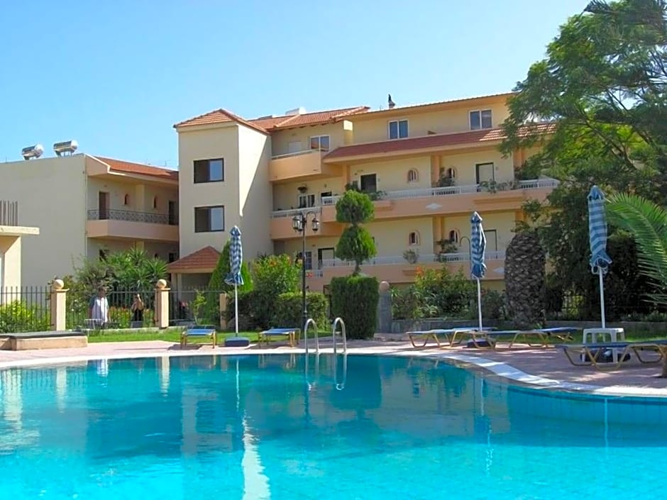 Lyristis Apartments Plus