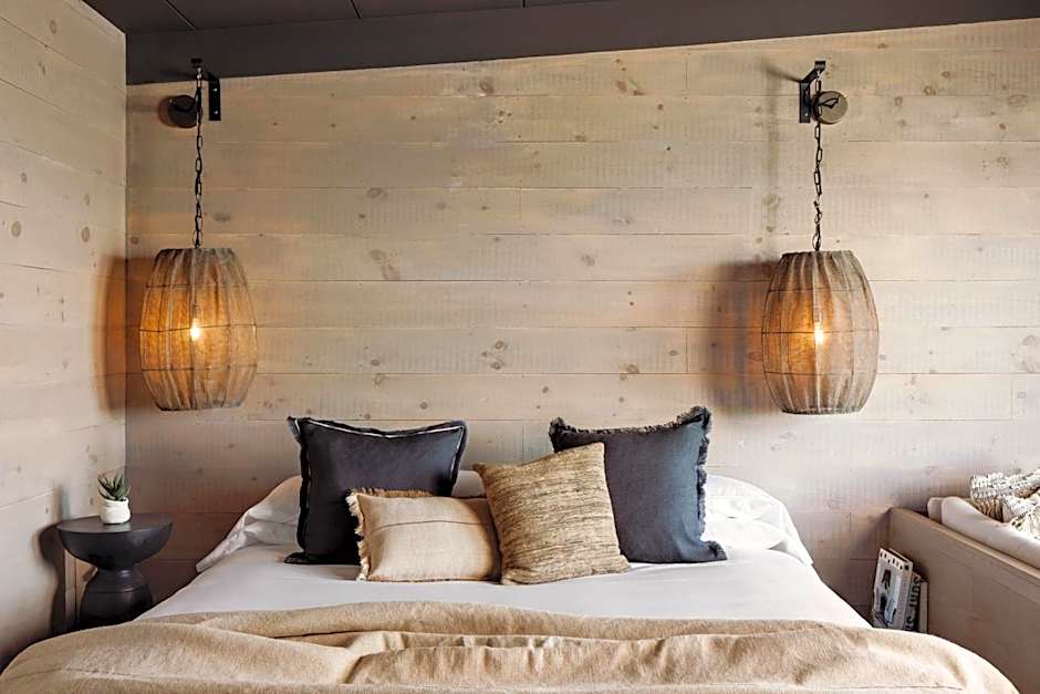 AWOL Hotel Provincetown