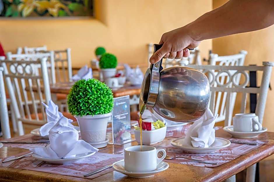 Best Western Posada Freeman