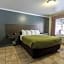 Econo Lodge Inn & Suites Heavenly Village Area