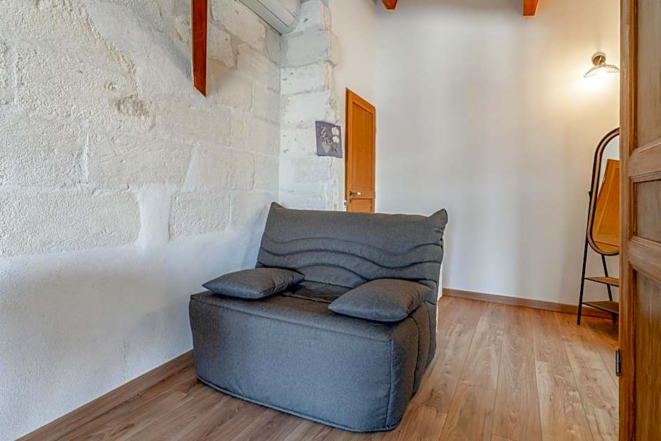 Les Greniers Du Chateau