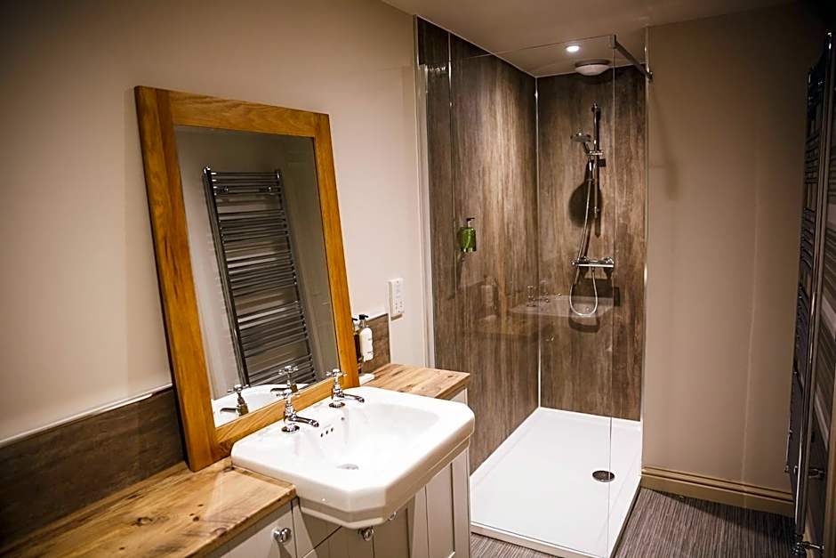 Glen Clova Hotel & Luxury Lodges