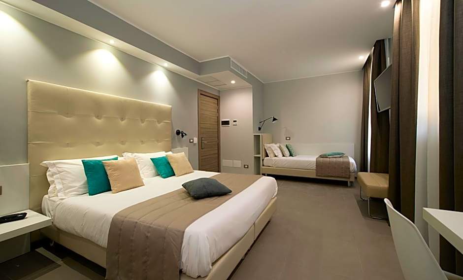 HOTEL H21