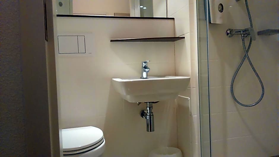 Kyriad Direct Arras - Saint-Laurent-Blangy - Parc Expo